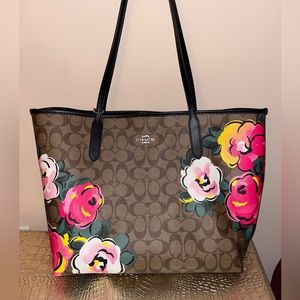 Coach Vintage Rose Signature Tote